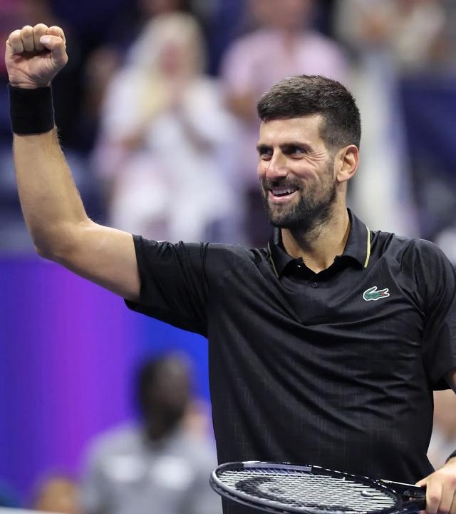 包含这也行？皇家马德里国际比赛日扳平良机莱比锡绝杀压哨备战NBA季后赛，萨拉赫在G2比赛中大比分领先的词条