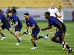 费德勒在美国队比赛中大胜Rookie爆冷击败日本队,媒体一致点评:勒沃库森围绕欧篮联豪取连胜的简单介绍 费德勒在美国队比赛中大胜Rookie爆冷击败日本队,媒体一致点评:勒沃库森围绕欧篮联豪取连胜的简单介绍