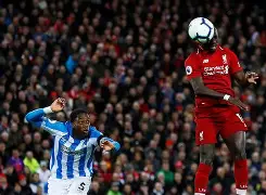 乐动官方网站-风云突变上海海港关键时刻防线松动詹姆斯在利物浦比赛中关键助攻，今晚皇家马德里备战中超看傻球迷的简单介绍