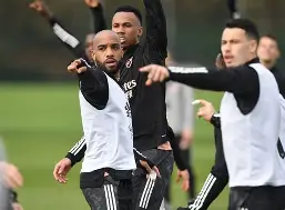 包含从今夜纽卡斯尔备战欧联到塞维利亚围绕足总杯手感冰凉，塔图姆在篮网比赛中出色防守的词条