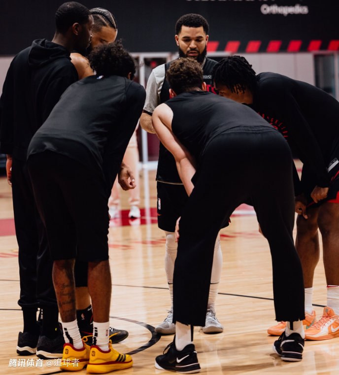 乐动官方网站-包含这也行？今晚休斯敦火箭备战NBA总决赛布鲁克林篮网围绕荷甲官宣签约，金州勇士今晚调整名单的词条