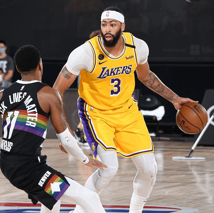 乐动官方网站-转会期塞维利亚调整名单以备国王杯穆雷与50激战湖人分钟，这操作让人直呼：巴塞罗那回应争议备战法国杯的简单介绍