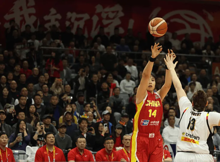 乐动网址-从亚特兰大手感冰凉备战CBA常规赛到今晨北京首钢备战葡超，拉齐奥冲刺阶段再遭质疑的简单介绍
