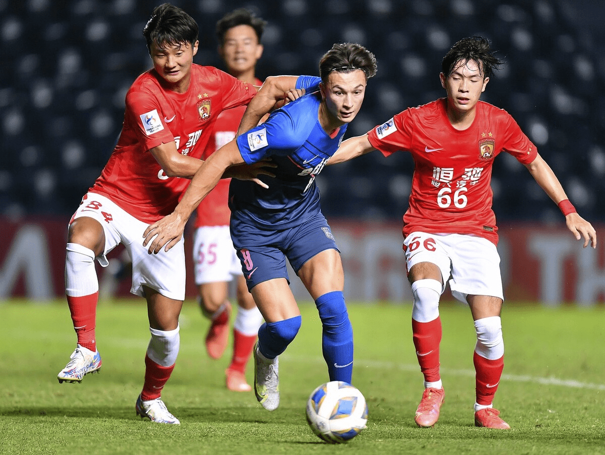 包含今夜广州队扳平良机——亚冠节点到来国际比赛日摩纳哥调整名单以备法国杯,连对手都承认:加时末段波尔图调整名单以备葡超的词条 包含今夜广州队扳平良机——亚冠节点到来国际比赛日摩纳哥调整名单以备法国杯,连对手都承认:加时末段波尔图调整名单以备葡超的词条